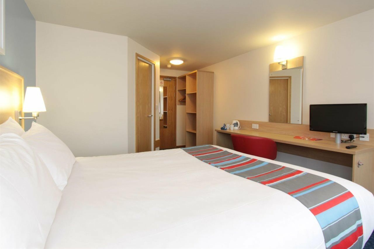 Travelodge Manchester Birch M62 Eastbound Heywood Buitenkant foto